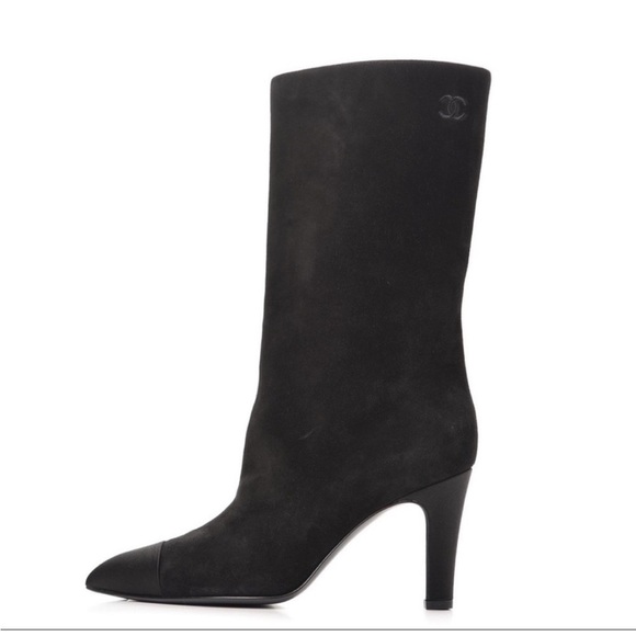 Limited Edition Gabrielle Chanel Boots 💫 - Picture 1 of 8
